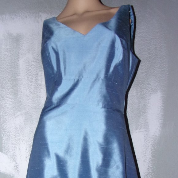 Ann Taylor Dresses & Skirts - ANN TAYLOR SZ.6,100% SILK BLUE EVENING DRESS